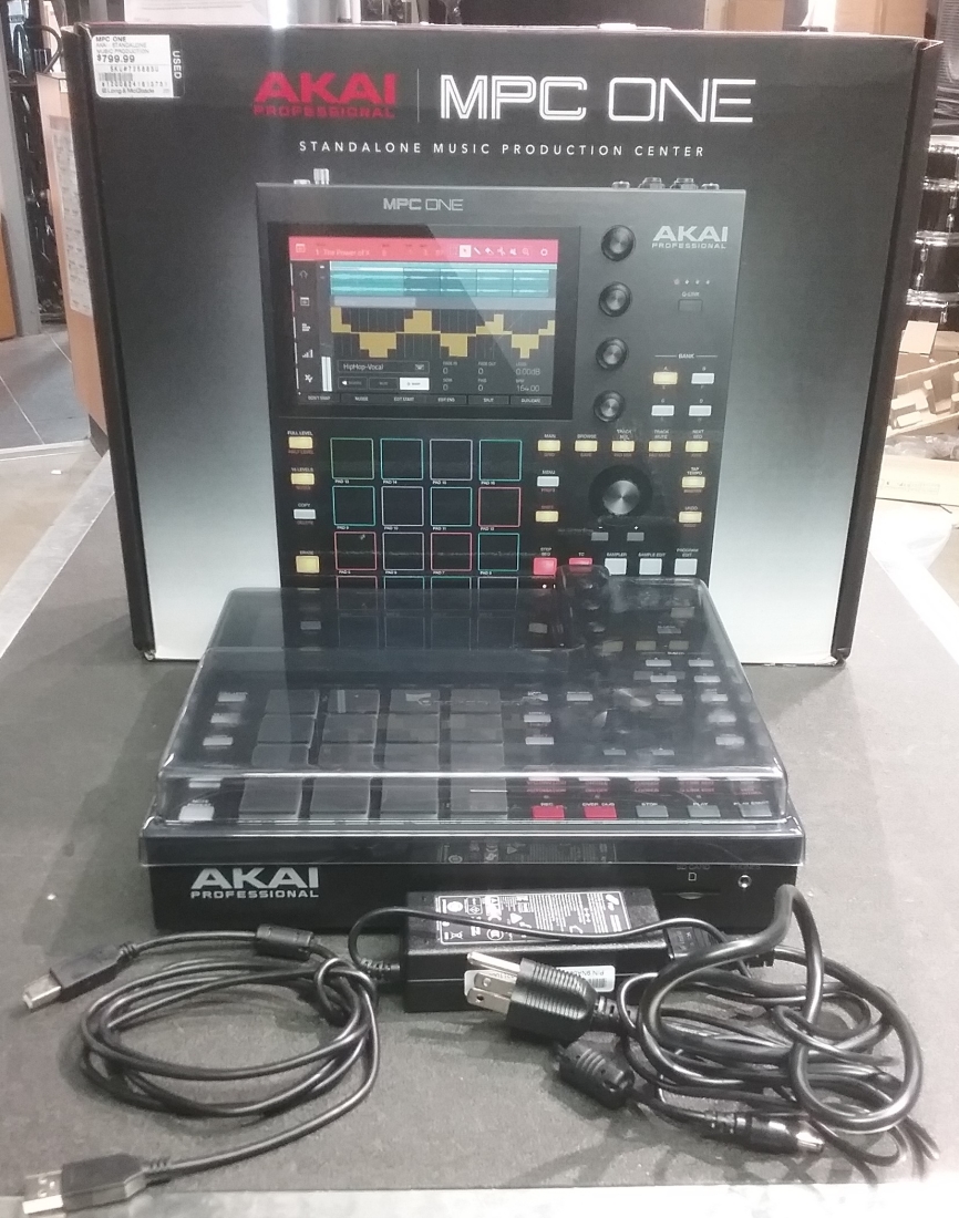 Gear Hunter Akai Mpc One