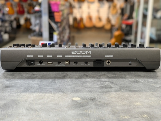 Store Special Product - Zoom - LIVETRAK L-12