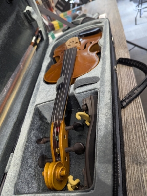 Store Special Product - Yamaha - V5SC 3/4