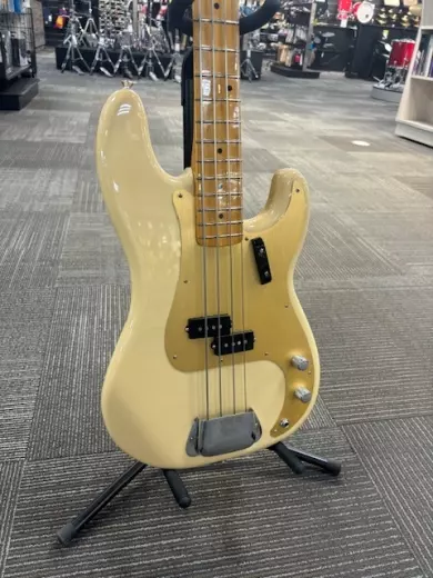 Store Special Product - Fender - 014-9212-389