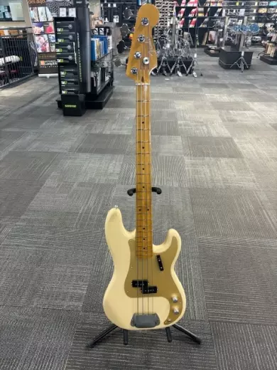 Store Special Product - Fender - 014-9212-389