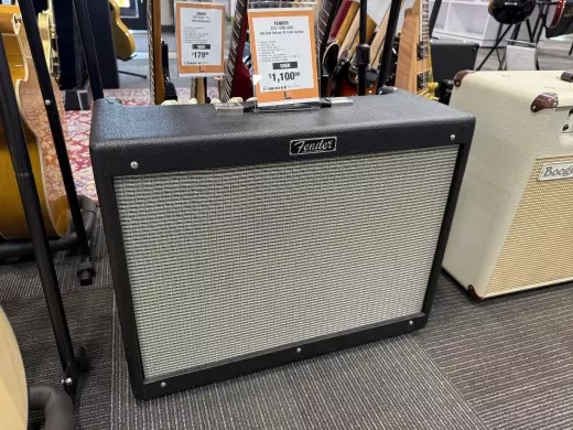 Store Special Product - Fender - 223-1200-000
