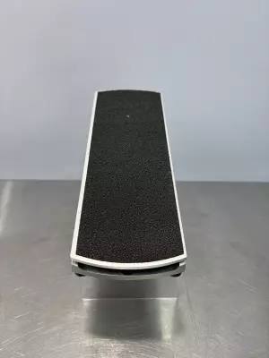 Store Special Product - Ernie Ball Jr 250k Passive Volume Pedal