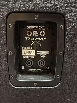 Store Special Product - Traynor - TC410-4 - 4X10\" 800W Bass Cab