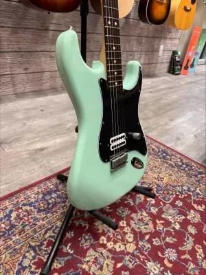 Store Special Product - Fender Tom Delonge Strat - Surf Green