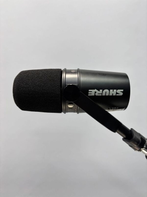 Store Special Product - Shure MV7-K Podcasting Mic- Black