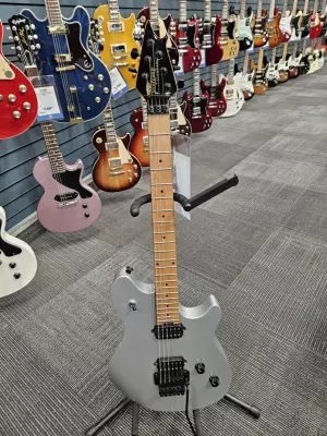 Store Special Product - EVH Wolfgang WG Standard, touche en érable torréfié - Quicksilver