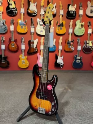 Store Special Product - Squier - CV 60S P-BASS LRL 3TSB