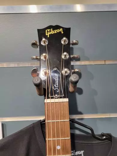 Store Special Product - GIBSON J-45 STUDIO WALNUT NATURAL W/C