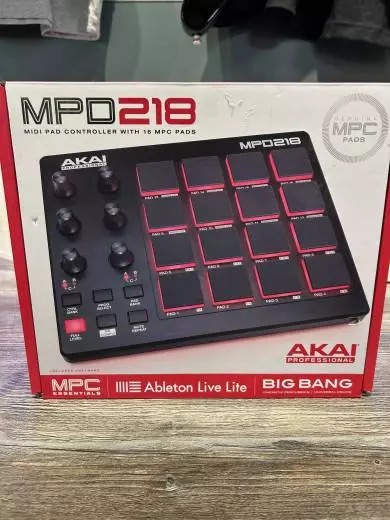 Store Special Product - Akai - MPD218