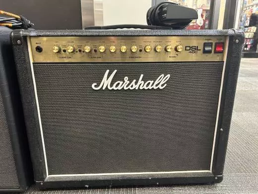 Store Special Product - Marshall - DSL40C