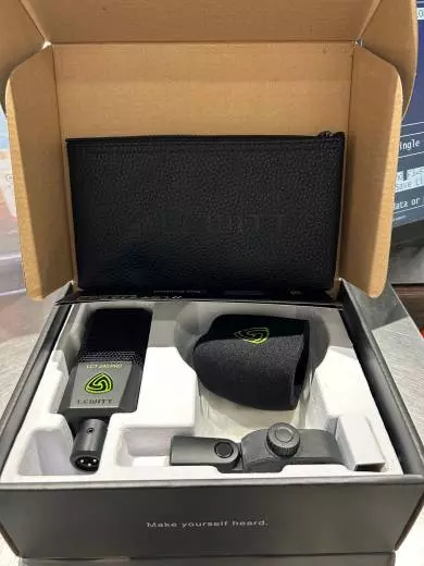 Store Special Product - Lewitt - LCT240PROBLACK