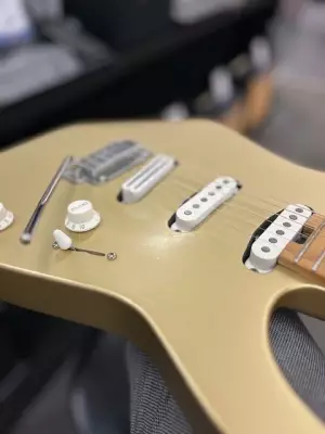 Store Special Product - Charvel ProMod DK22 Dinky Pharaohs Gold