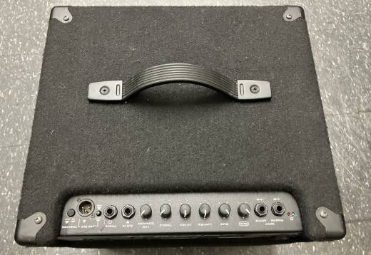 Store Special Product - Traynor SB112 250w bass amp