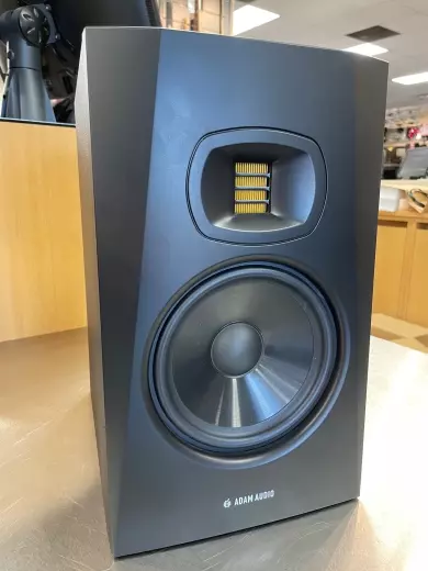 Store Special Product - ADAM Audio - AD-T7V