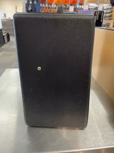 Store Special Product - Fender - 223-0500-000