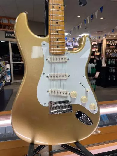 Store Special Product - Fender - 011-6502-778