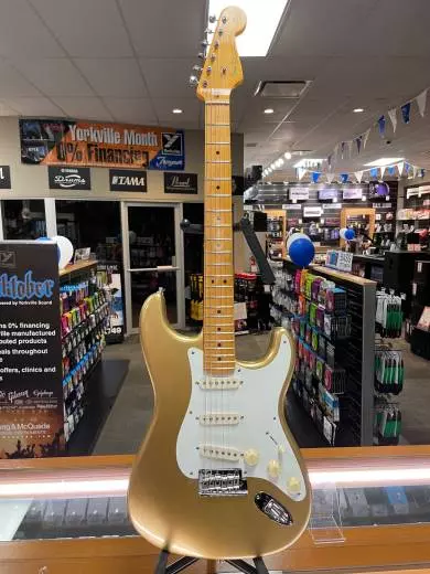 Store Special Product - Fender - 011-6502-778