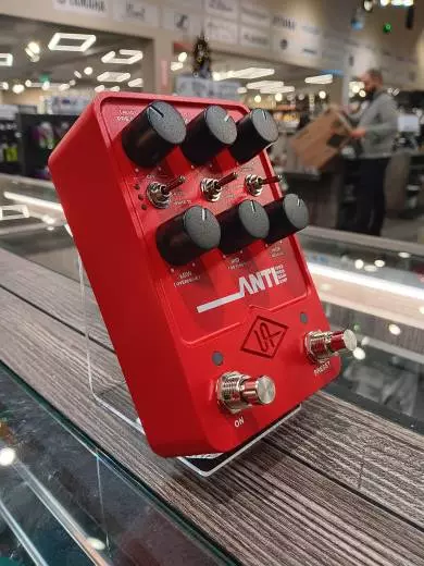 Store Special Product - Universal Audio - Anti High Gain Amp