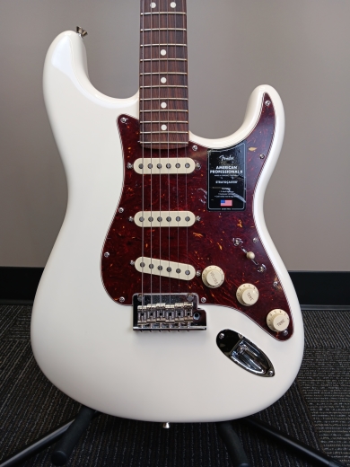 Store Special Product - Fender - American Professional II Stratocaster - Olympic White