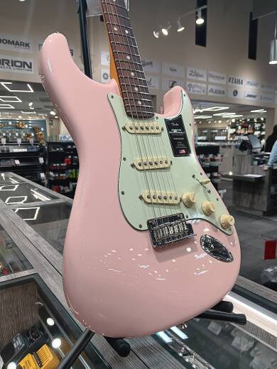 Store Special Product - Fender - Limited Edition American Professional II Stratocaster, Rosewood Fingerboard - Shell Pink
