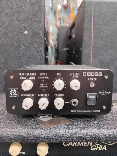 Store Special Product - BOSS - W-TAE CORE