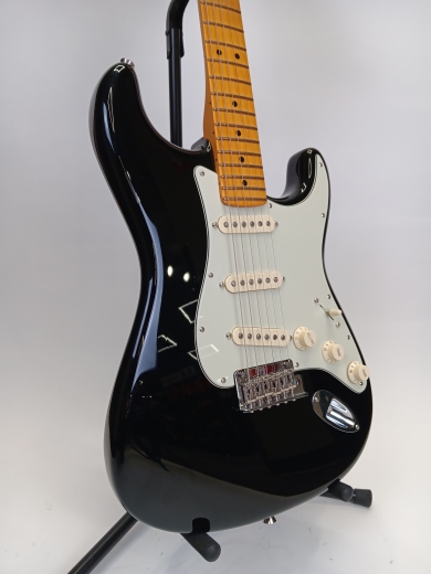 Store Special Product - Fender - American Professional II Stratocaster, Maple Fingerboard - Black