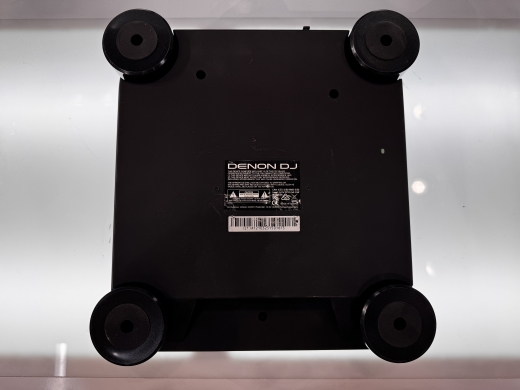 Store Special Product - Denon - LC6000 PRIME