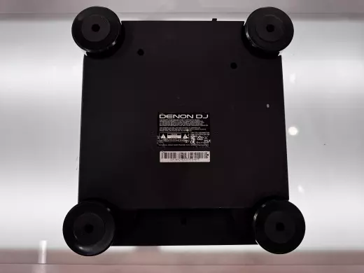 Store Special Product - Denon - LC6000 PRIME
