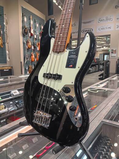 Store Special Product - Fender - American Professional II Jazz Bass, Rosewood Fingerboard - Black