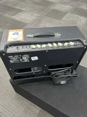 Store Special Product - Fender - 223-1200-000