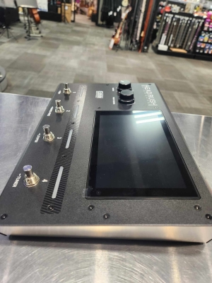 Store Special Product - HeadRush - GIGBOARD