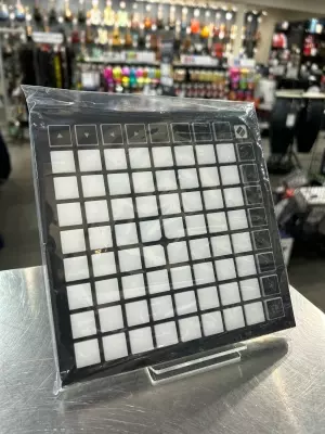 Store Special Product - Novation - LAUNCHPAD MINI3