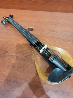 Store Special Product - Yamaha - YEV104 NT