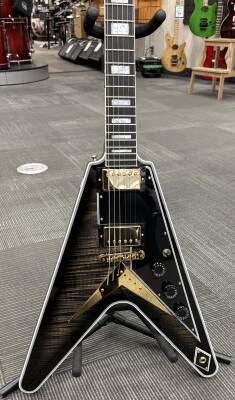 Store Special Product - Gibson Custom Shop - FLYING V CUSTOM FIGURED VOS COBRA BURST