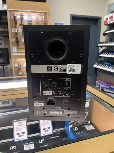 Store Special Product - JBL - 5