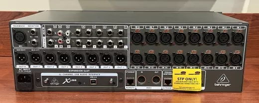 Store Special Product - Behringer - X32 RACK