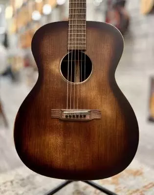 Store Special Product - Martin Guitars - STREETMASTER 000-16