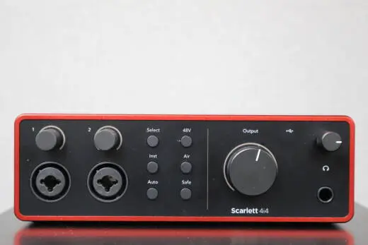 Store Special Product - Focusrite - SCARLETT4I4MK4