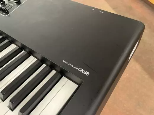 Store Special Product - Yamaha - CK88