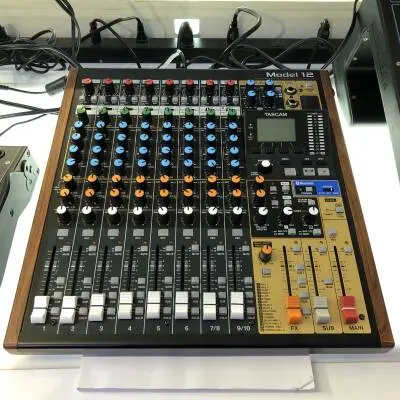 Store Special Product - Tascam - MODEL 12