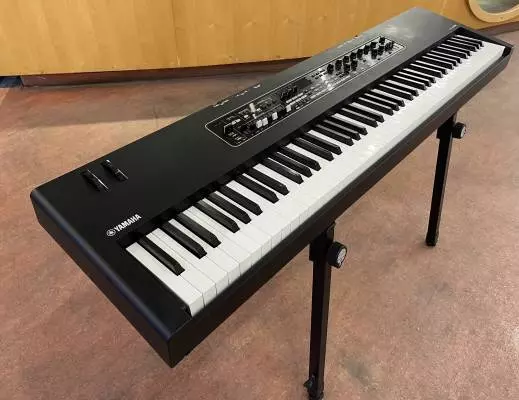 Store Special Product - Yamaha - CK88