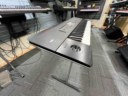 Store Special Product - Korg NAUTILUS61