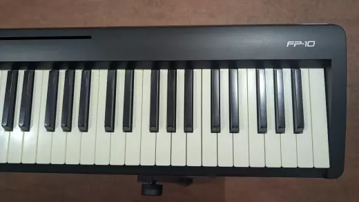 Store Special Product - Roland - FP-10-BK