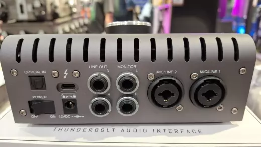 Store Special Product - Universal Audio - UA-APLTWXQ