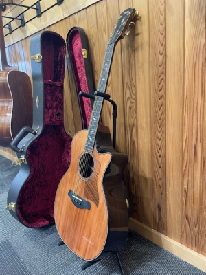 Store Special Product - Taylor Guitars - 814CE Builder\