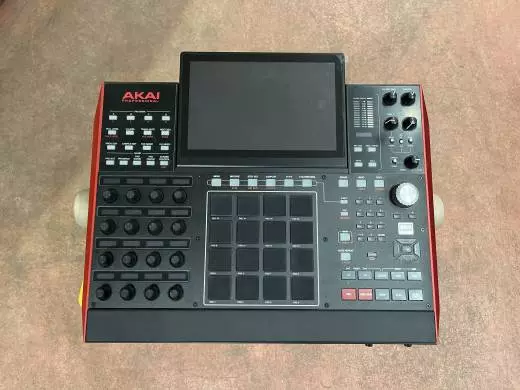 Store Special Product - Akai - MPC X