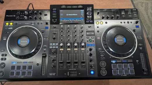 Store Special Product - Pioneer DJ - XDJ-XZ