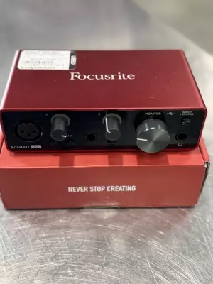 Store Special Product - Focusrite - SCARLETTSOLOMK3