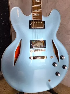 Store Special Product - Epiphone -Dave Grohl DG-335 Electric Guitar with Hardshell Case - Pelham Blue